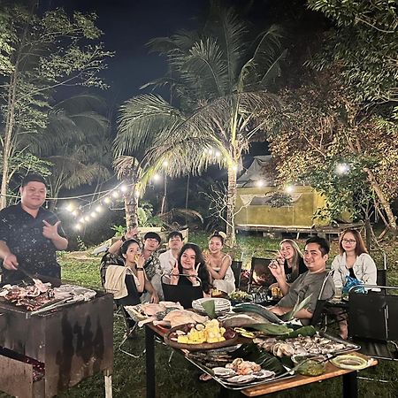 Con Dao Backpacker - Loco Camping Chi Khu Co Ong Kültér fotó
