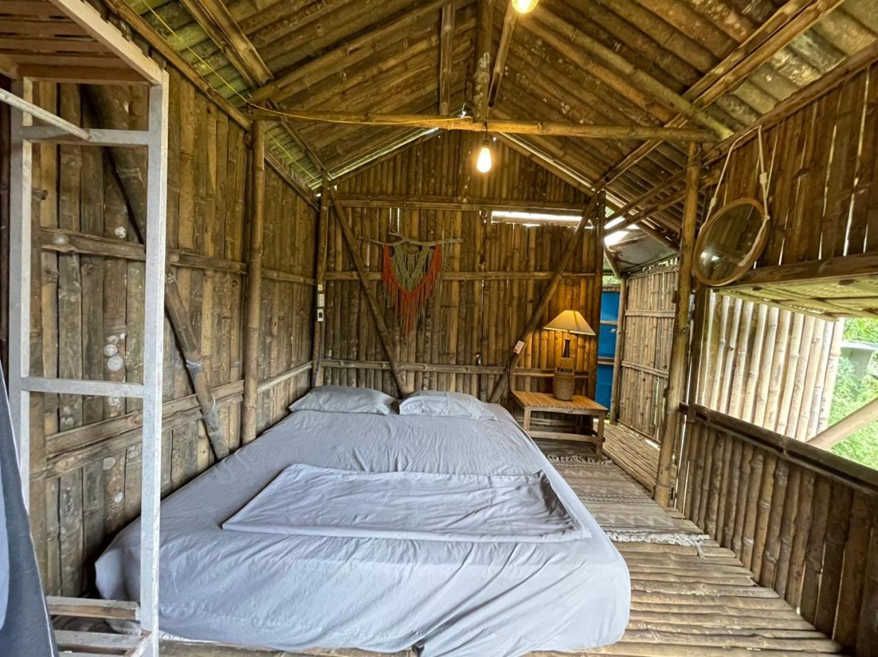 Con Dao Backpacker - Loco Camping Chi Khu Co Ong Kültér fotó